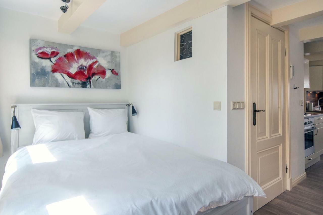 The Blue Stairs Bed and Breakfast Άμστερνταμ Εξωτερικό φωτογραφία